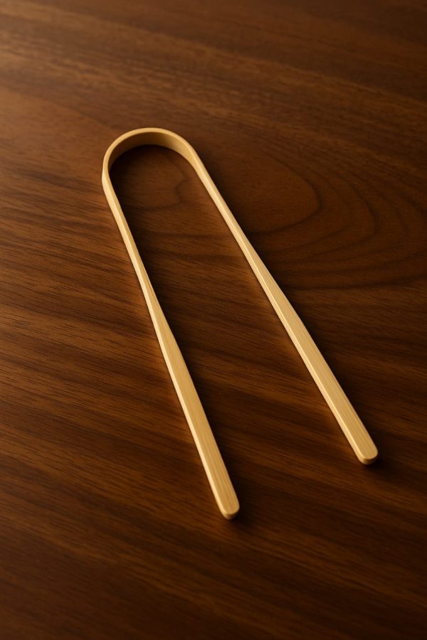 Bamboo tongue cleaner